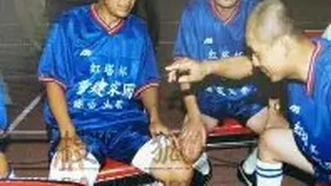 费尔通亨赛季终圆满退役